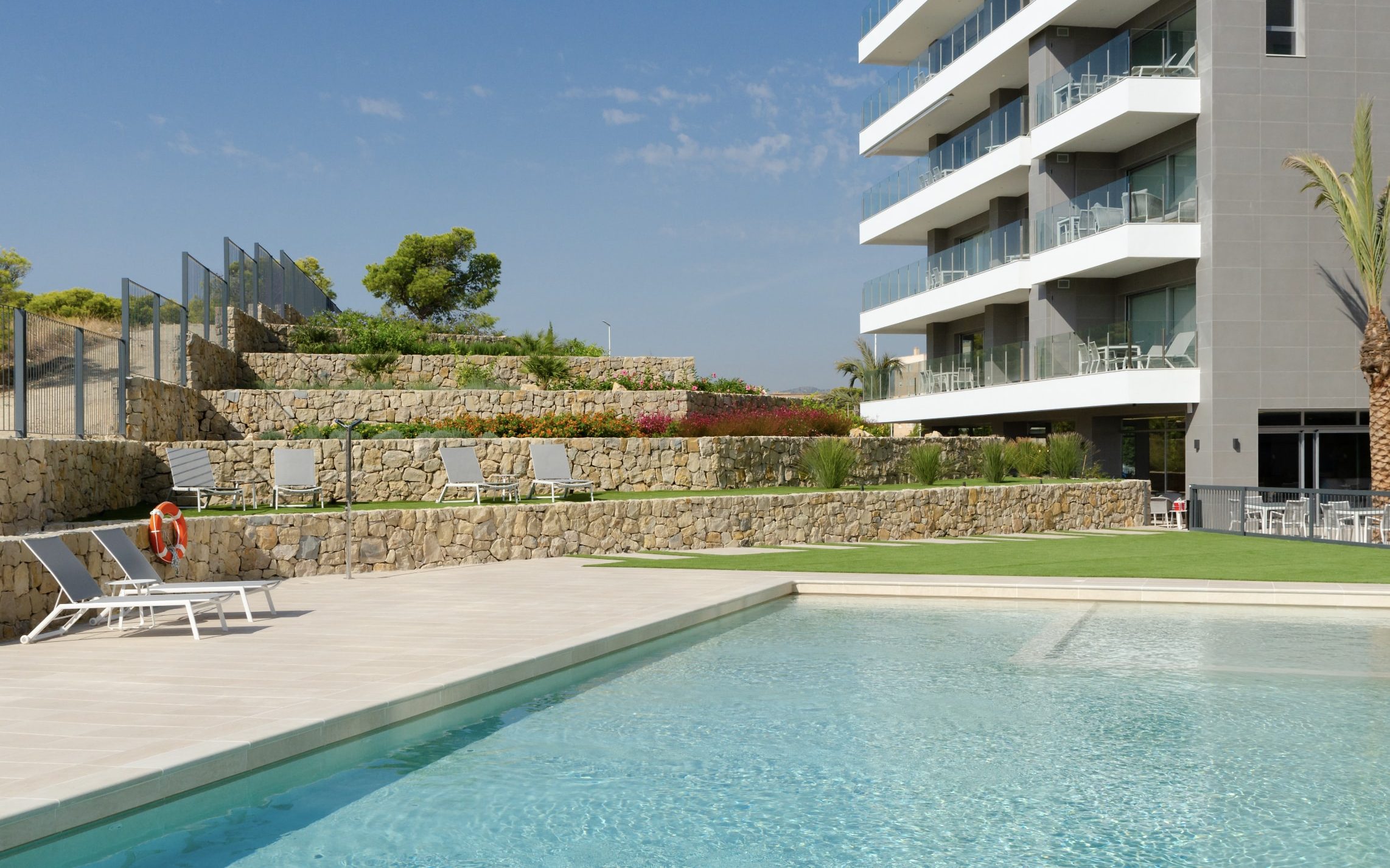 Blue Line Apartment Hotel