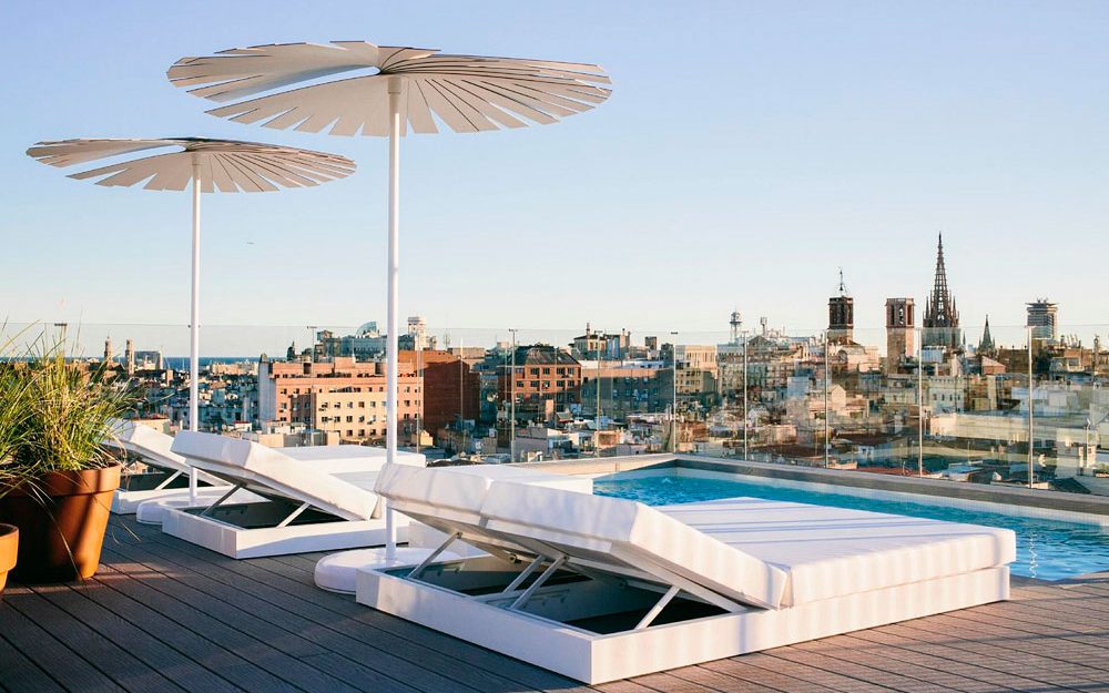 Yurbban Trafalgar Hotel